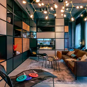 Moxy Milan Linate Airport *** Segrate